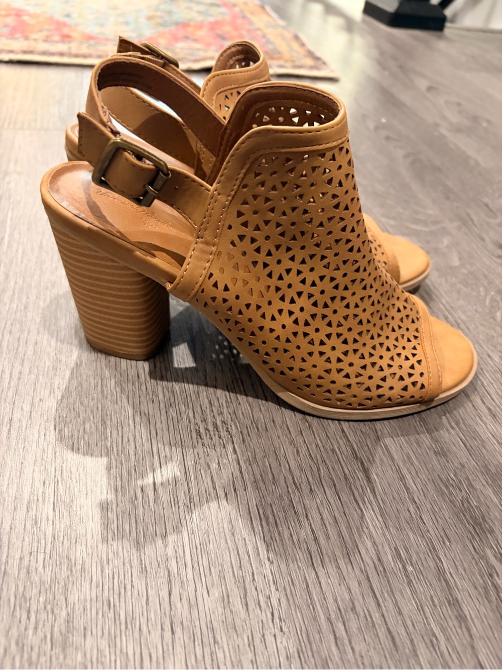 Universal Thread Tan Laser-Cut Open-Toe Block Heel Sandals